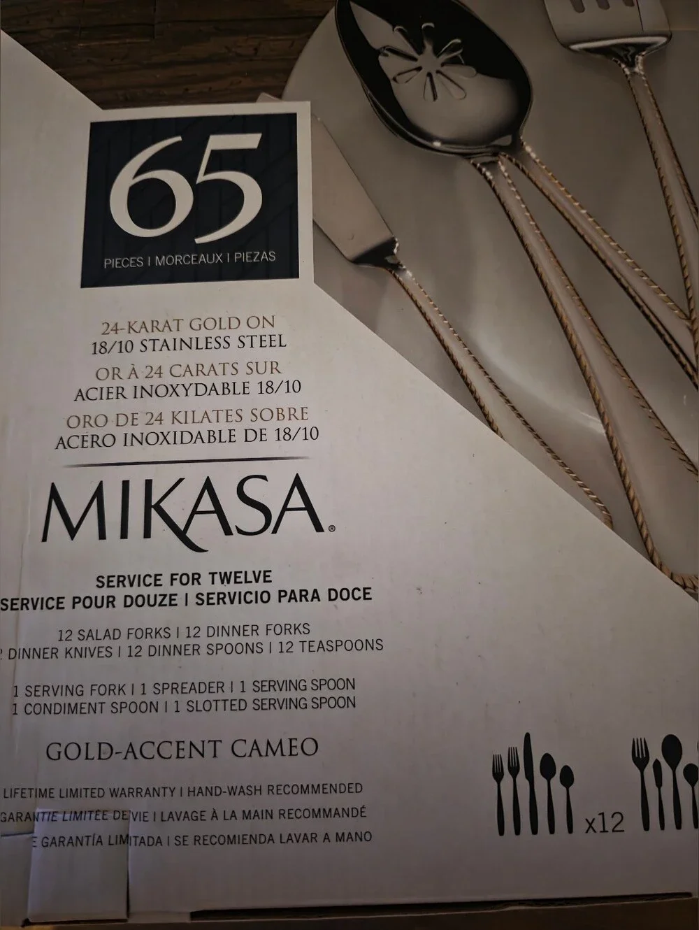Mikasa Cameo Gold 65 Piece Flatware Set